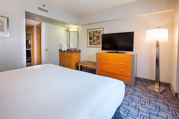 Suite, 1 King Bed with Sofa bed, Microwave