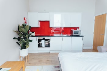 Apartment, 1 Bedroom, Annex Building