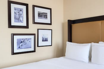 Room, 1 King Bed, Accessible