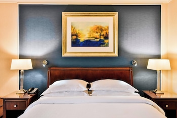 Club Room, Club lounge access, Guest room, 1 Queen