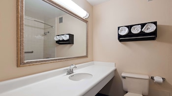 Standard Room, 2 Queen Beds, Non Smoking, Refrigerator & Microwave