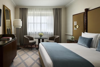 Deluxe Room (Signature)