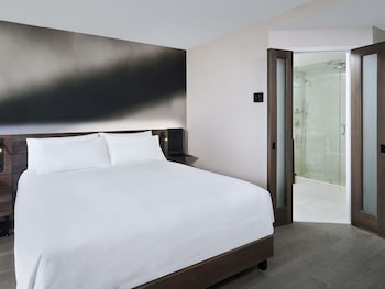Executive Room, 1 King Bed