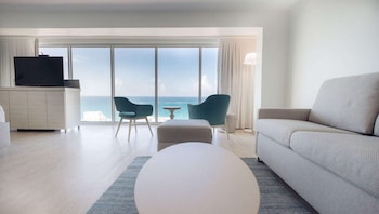 Suite, 1 King Bed (Penthouse)