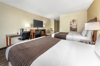 Standard Room, 2 Double Beds, Accessible, Non Smoking