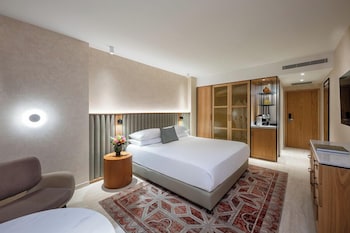 Executive Balcony, Old City Renovated