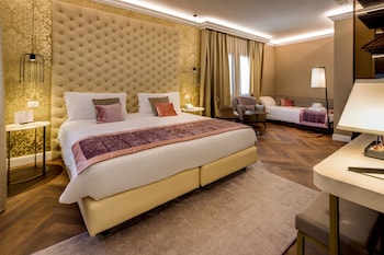 Executive Room, 1 King Bed, Non Smoking