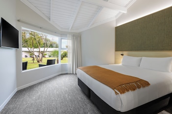 Suite with Gardenview 1 King