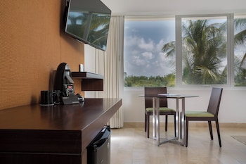 Classic Room, 1 King Bed