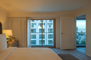 Suite, 1 Bedroom, Corner (Oceanfront)