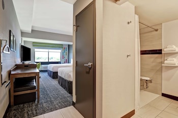 Signature Room, 2 Queen Beds, Accessible