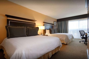 Room, 2 Queen Beds, Non Smoking (Skyline)