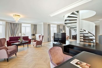 Kaiser Suite