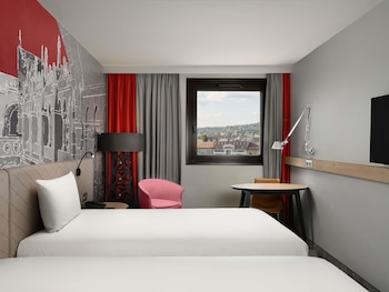 Superior Room, 1 Queen Bed with Sofa bed