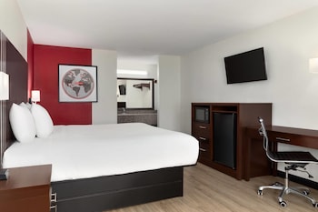 Deluxe Room, 1 King Bed