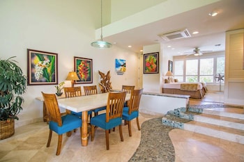 Villa, 2 Bedrooms (1806, 2 Bath)