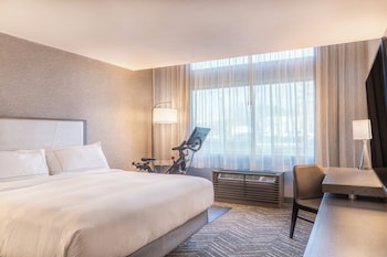 Standard Room, 1 King Bed (Spin Bike)