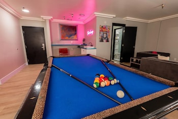 Suite, 1 Bedroom, Non Smoking (Lexi Suite, 1 King Bed)