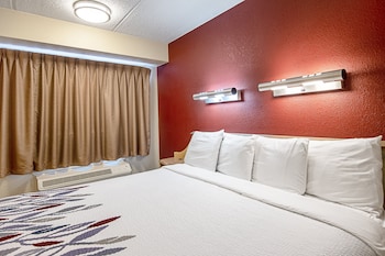 Deluxe Room, 1 King Bed, Accessible (Roll-In Shower, Smoke Free)