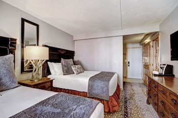 Standard Room, 2 Double Beds