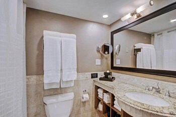 Standard Room, 2 Double Beds