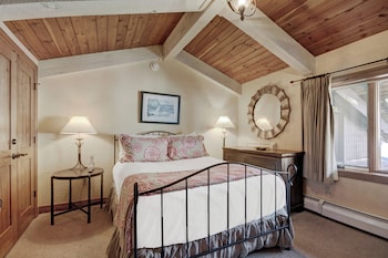 Room, 2 Bedrooms (Residence)