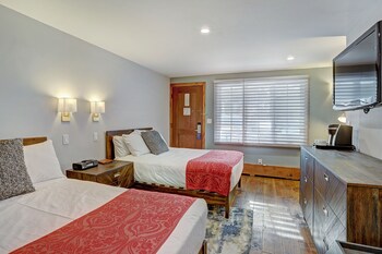 Room, 2 Double Beds (Lodge)