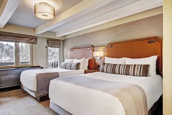 Standard Room, 2 Double Beds