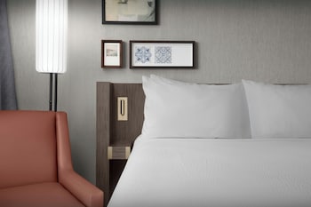 Premium Room, 2 Queen Beds, City View