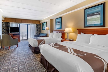 Efficiency, Oceanfront, 2 Queen Beds & Sofa Bed, Interior Entrance, Non Smoking