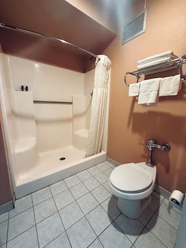 Economy Room, 2 Bedrooms, Smoking