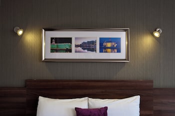 Superior Double Room (with Sofa)