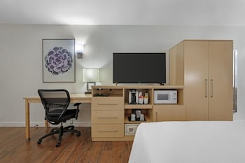 Suite, 1 Queen Bed, Accessible, Non Smoking