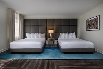 Room, 2 Queen Beds