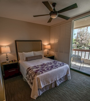 Classic Studio, 1 King Bed