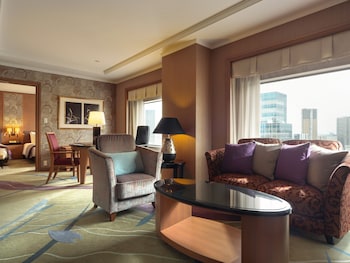 Ambassador Suite, Non Smoking (24F)