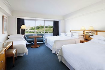 Standard Room, Multiple Beds, Balcony