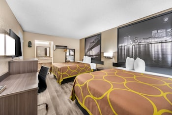 Room, 2 Queen Beds, Smoking