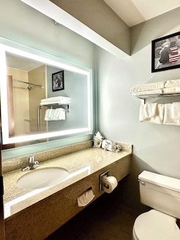 Studio Suite, 1 King Bed, Non Smoking, Jetted Tub