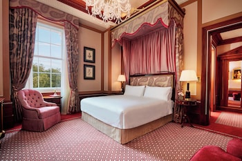 Premier Room