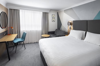 Standard Room, 1 Queen Bed with Sofa bed