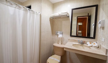 Standard Room, 2 Double Beds