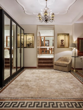 Exclusive Suite, 1 King Bed, Terrace, City View