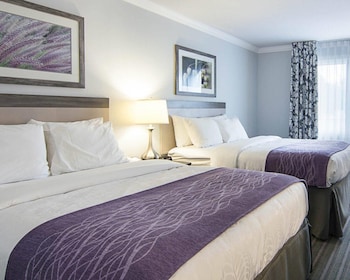 Standard Room, 2 Queen Beds, Non Smoking