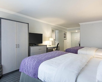 Standard Room, 2 Queen Beds, Non Smoking