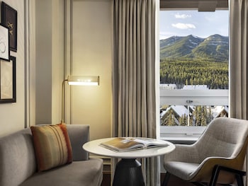 Fairmont Gold, Room, 1 King Bed