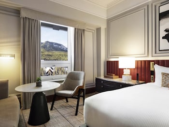 Fairmont Gold, Room, 1 King Bed