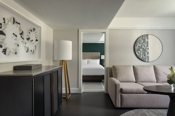 Suite, 2 Queen Beds (Gatehouse)