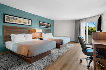 Standard Room, 2 Queen Beds, Non Smoking