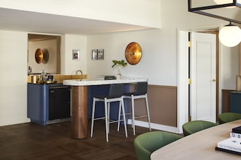 Presidential Suite, 1 Twin Bed